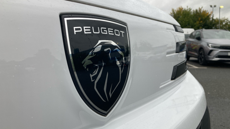 Peugeot Partner Standard Diesel 1.5 BlueHDi 100 Asphalt Van